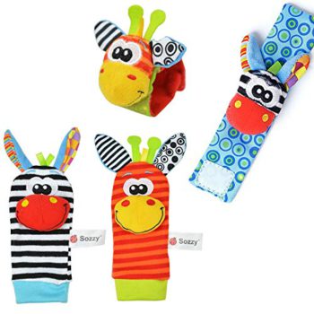 CASTELBELBO Wrist rattles for Infants Rattle Socks Child Socks, Animal Toys Set Mushy Animal Toy Appropriate for Youngsters