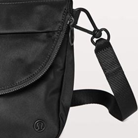 Lululemon Festival Bag 0 3